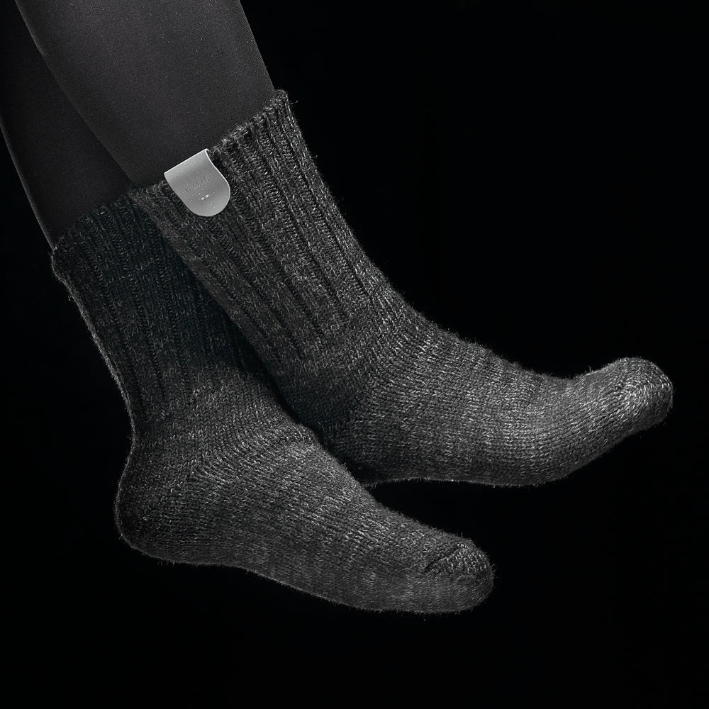 
            
                Load image into Gallery viewer, wool reflective socks BLACK
            
        